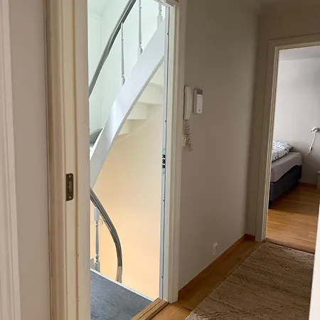 Διαμέρισμα Romslig Midt I Sentrum - Komfort Med Kvalitetsenger Og Dyner Μπέργκεν