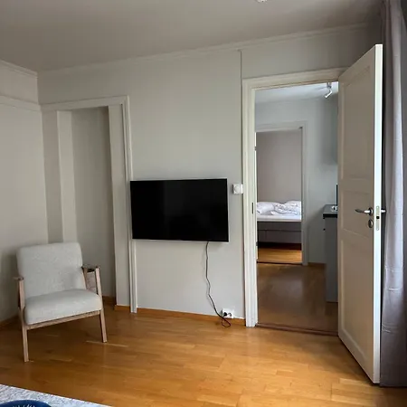 Romslig Midt I Sentrum - Komfort Med Kvalitetsenger Og Dyner * Μπέργκεν