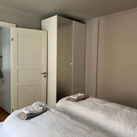 Romslig Midt I Sentrum - Komfort Med Kvalitetsenger Og Dyner *