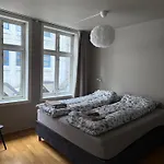 Romslig Midt I Sentrum - Komfort Med Kvalitetsenger Og Dyner * Bergen