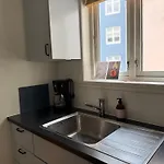 Romslig Midt I Sentrum - Komfort Med Kvalitetsenger Og Dyner