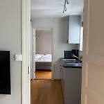 Romslig Midt I Sentrum - Komfort Med Kvalitetsenger Og Dyner
